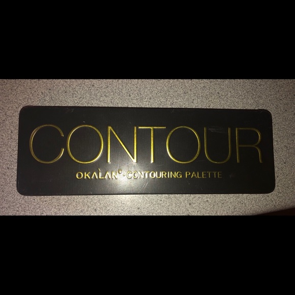 Contour Pallete - Picture 1 of 3